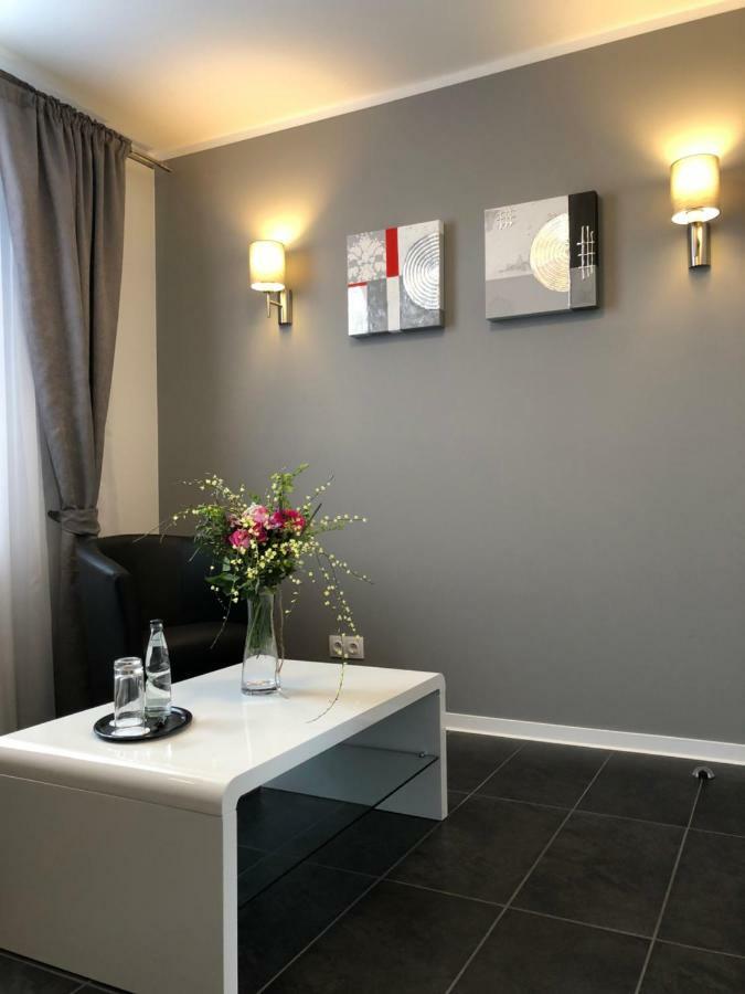 Haus Tannenhof Hotell Hannover Exteriör bild