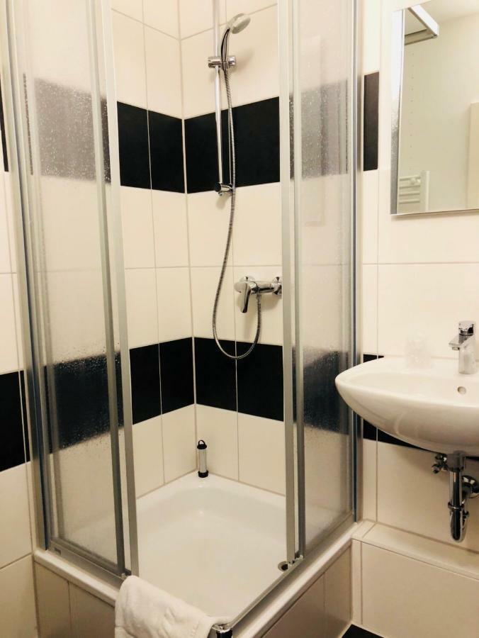Haus Tannenhof Hotell Hannover Exteriör bild